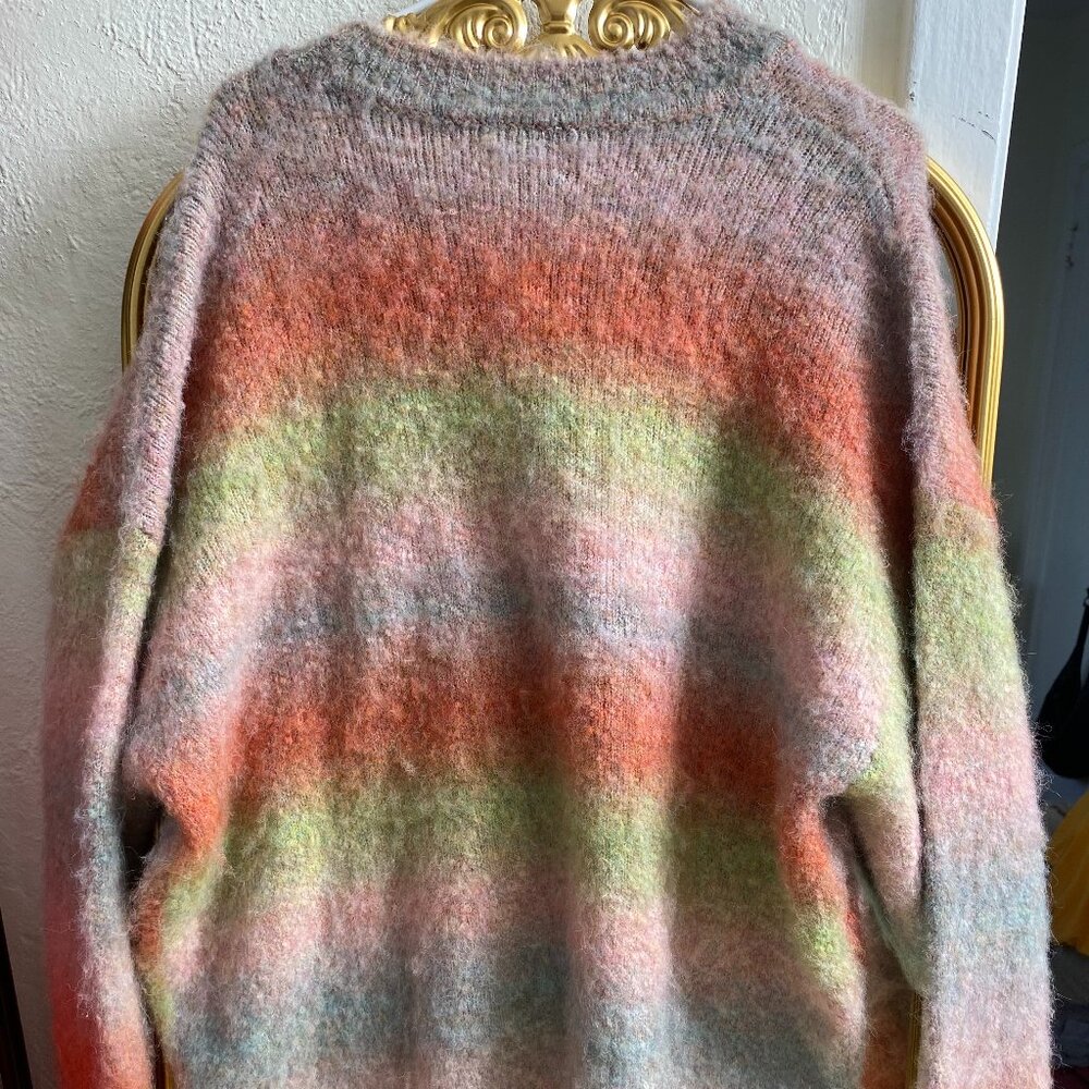 MENS/UNISEX FUZZY RAINBOW SWEATER